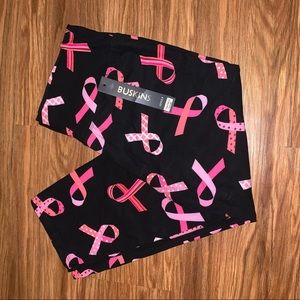🏝🏝🏝🏝Breast Cancer Awareness Capri Legging